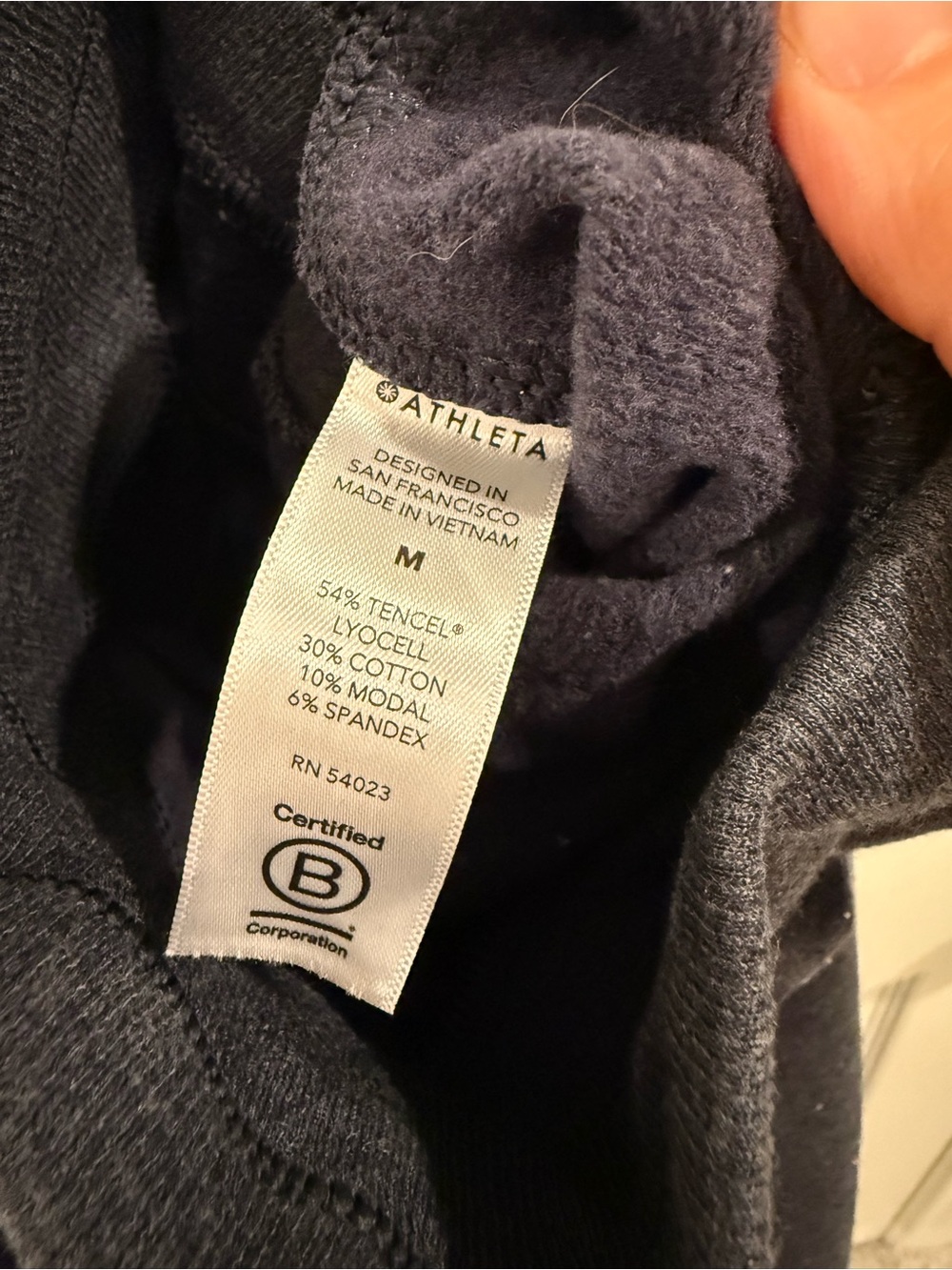Athleta Women’s Wide Leg Sweatpants in Navy Blue - Picture 6 of 6